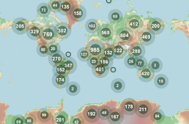 Exemple de carte présentant 10 000 points, avec groupement de marqueurs