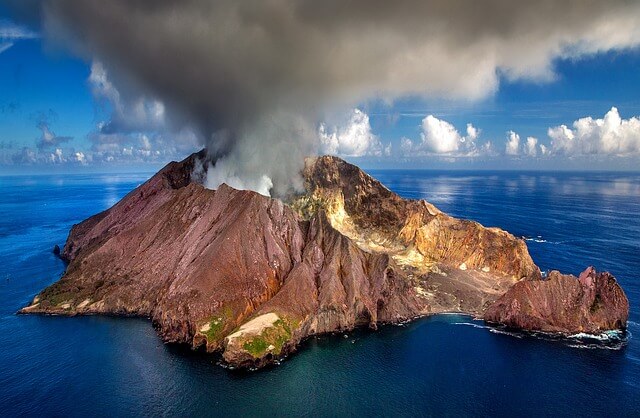 Carte des volcans les plus actifs sur la planète